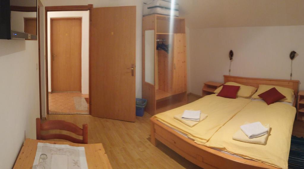 House Vukovic Hotel Grabovac  Ngoại thất bức ảnh