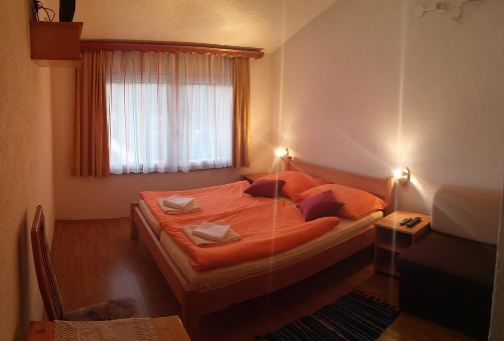 House Vukovic Hotel Grabovac  Ngoại thất bức ảnh